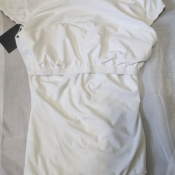 La Femme Betelgeuse Swimsuit - Picture 5 of 14